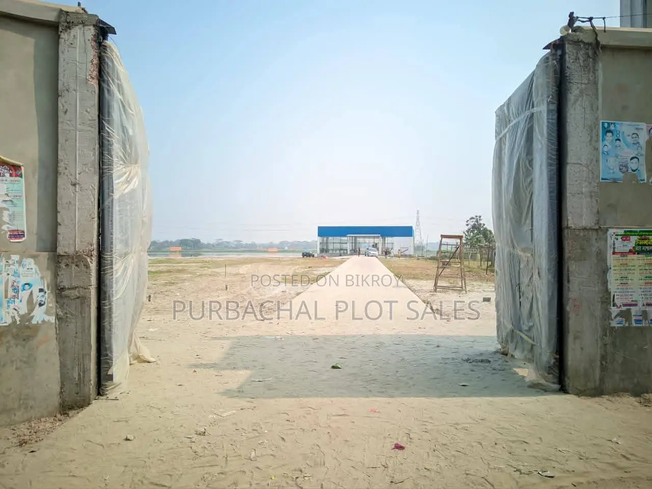 Buy a plot at an attractive price in Tulip Valley.