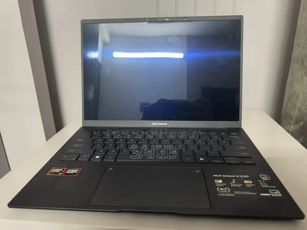 Laptop Asus Zenbook 14 OLED 16GB AMD Ryzen 7 SSD 512GB