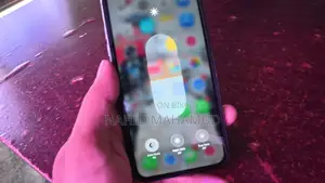 Apple iPhone 11 64gb (Used)