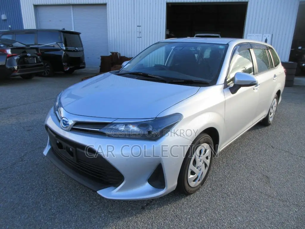Toyota Fielder EX 2022