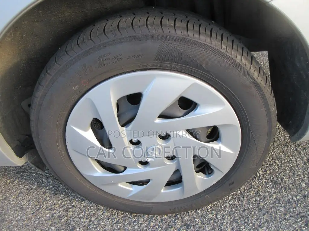 Toyota Fielder EX 2022