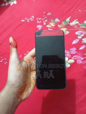 Samsung Galaxy J2 . (ব্যবহৃত)
