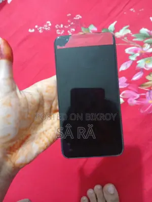 Samsung Galaxy J2 . (ব্যবহৃত)