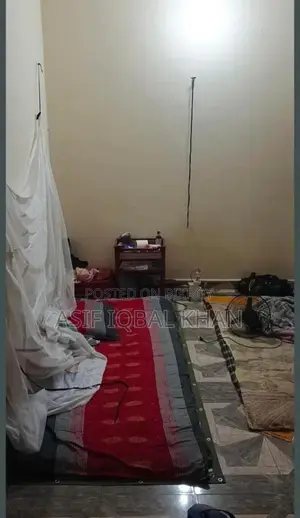Bachelor seat available in the drawing room in Mirpur 11 area.