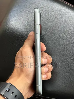Google Pixel 8 . (Used)