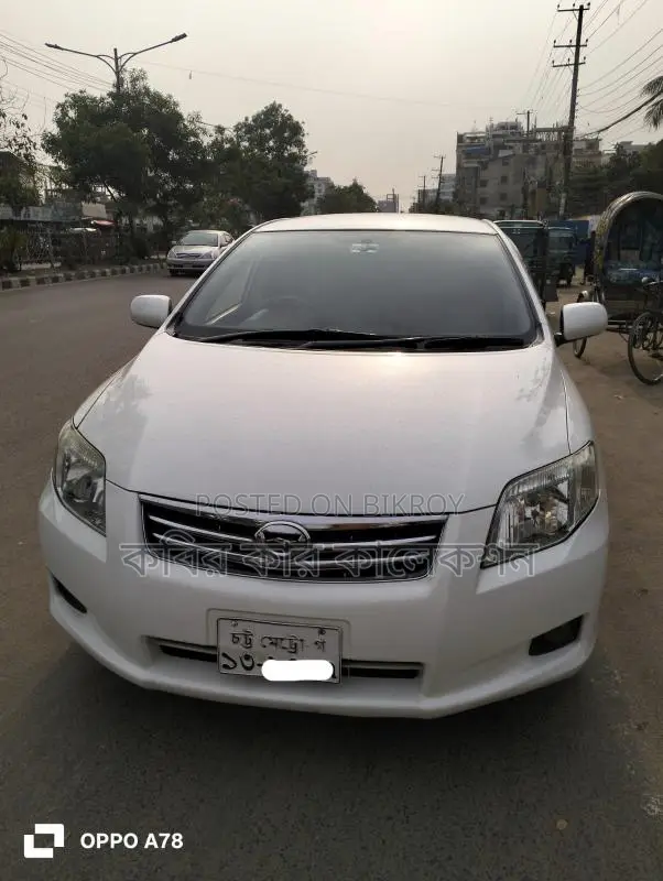 Toyota Axio white 2011