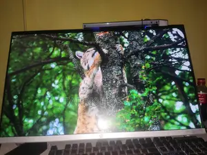 HP M22f Monitor 21.5” IPS Full HD – Like New with Box & Cable