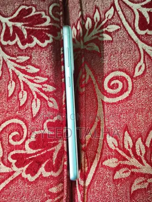 Samsung Galaxy S21 FE 5G Official 8/128GB (ব্যবহৃত)