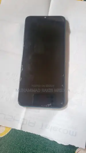 Realme 5i . (Used)