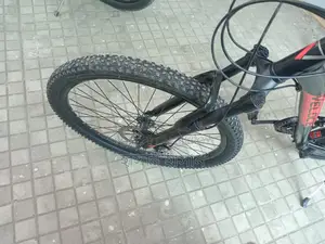 বাই সাইকেল বক্রি