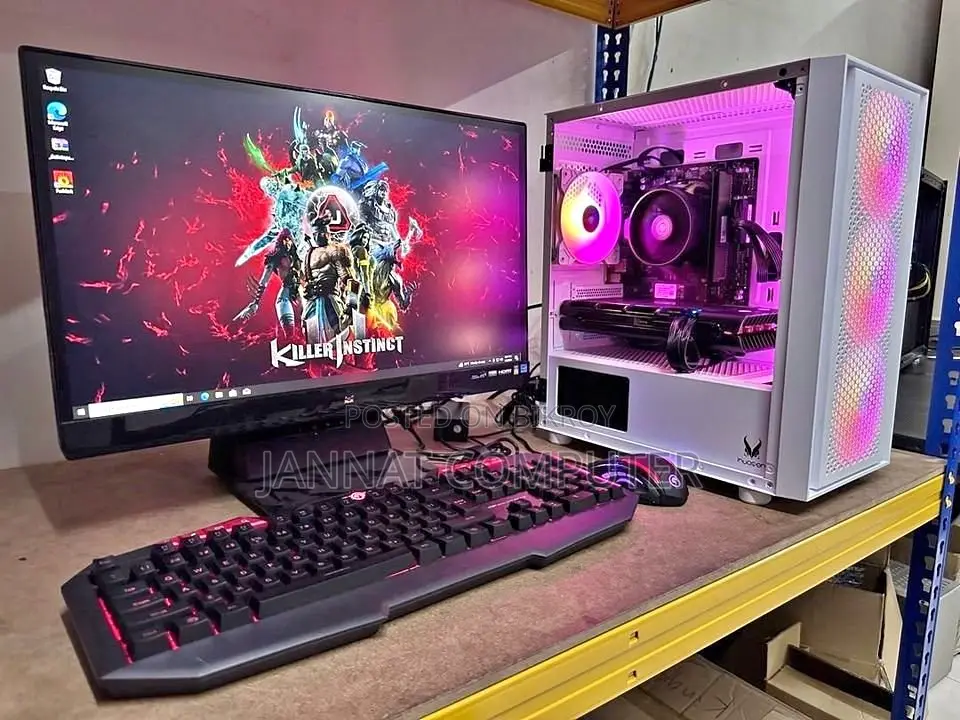 New 7th Gen Core I7+ 8GB+HDD 1000GB+SSD 128GB+DELL 19" LED