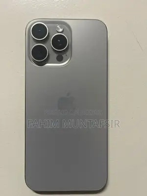 Apple iPhone 15 pro max (Used)