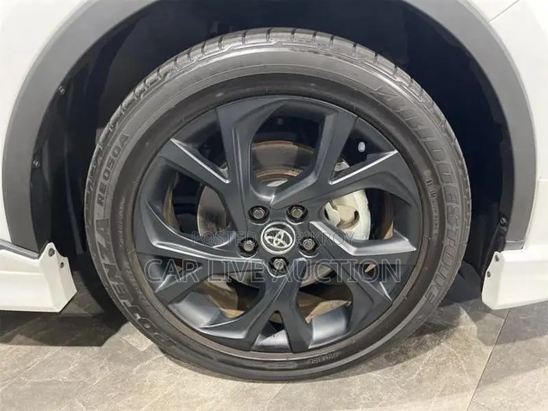 Toyota C-HR Hybrid G package 2021