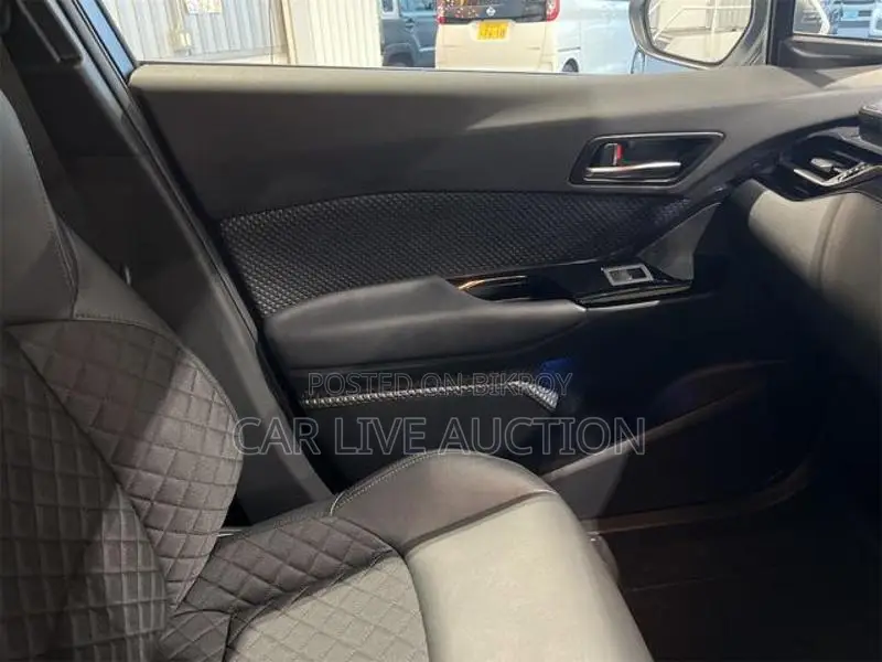 Toyota C-HR Hybrid G package 2021