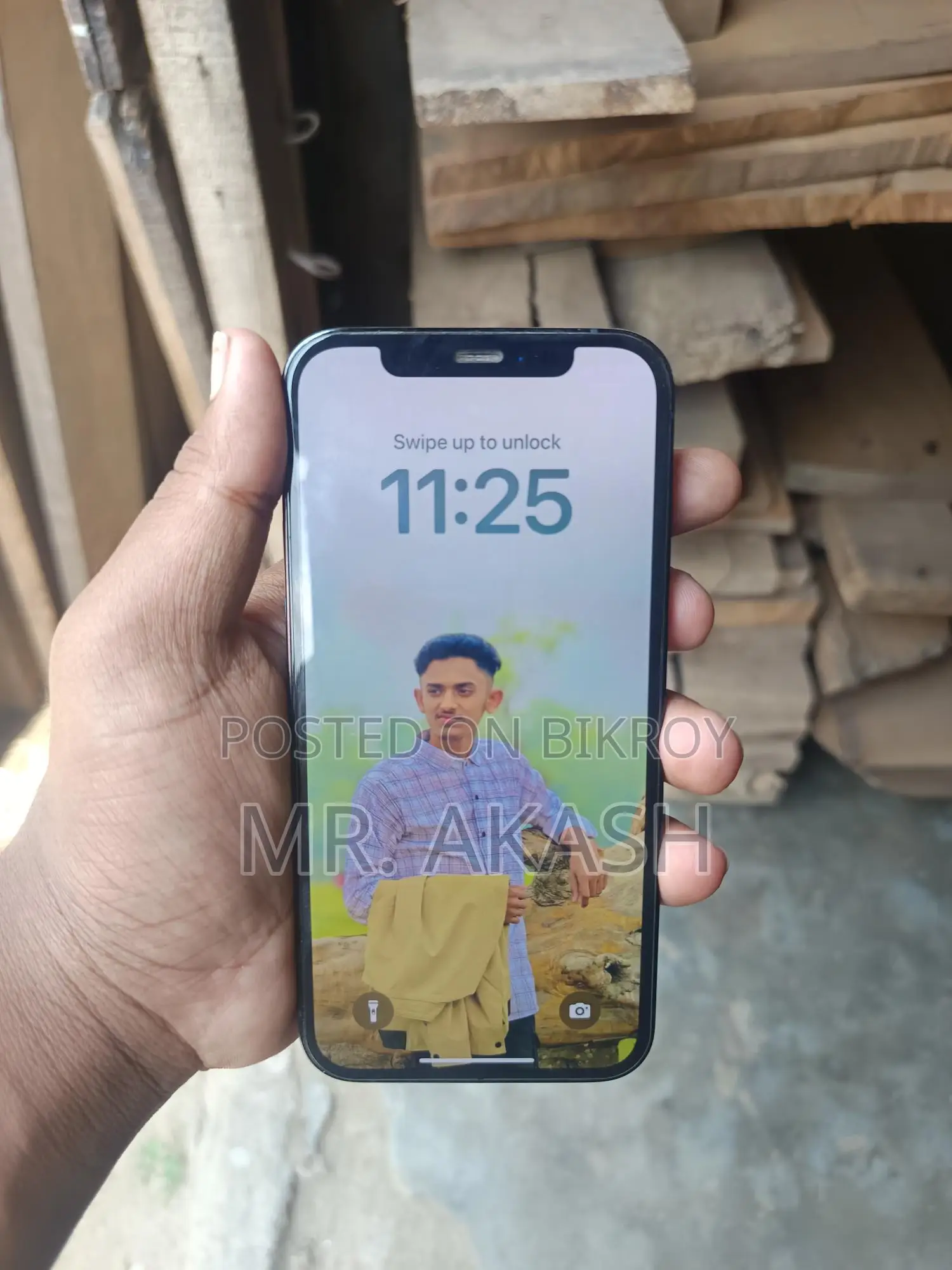 Apple iPhone 12 Pro (Used)