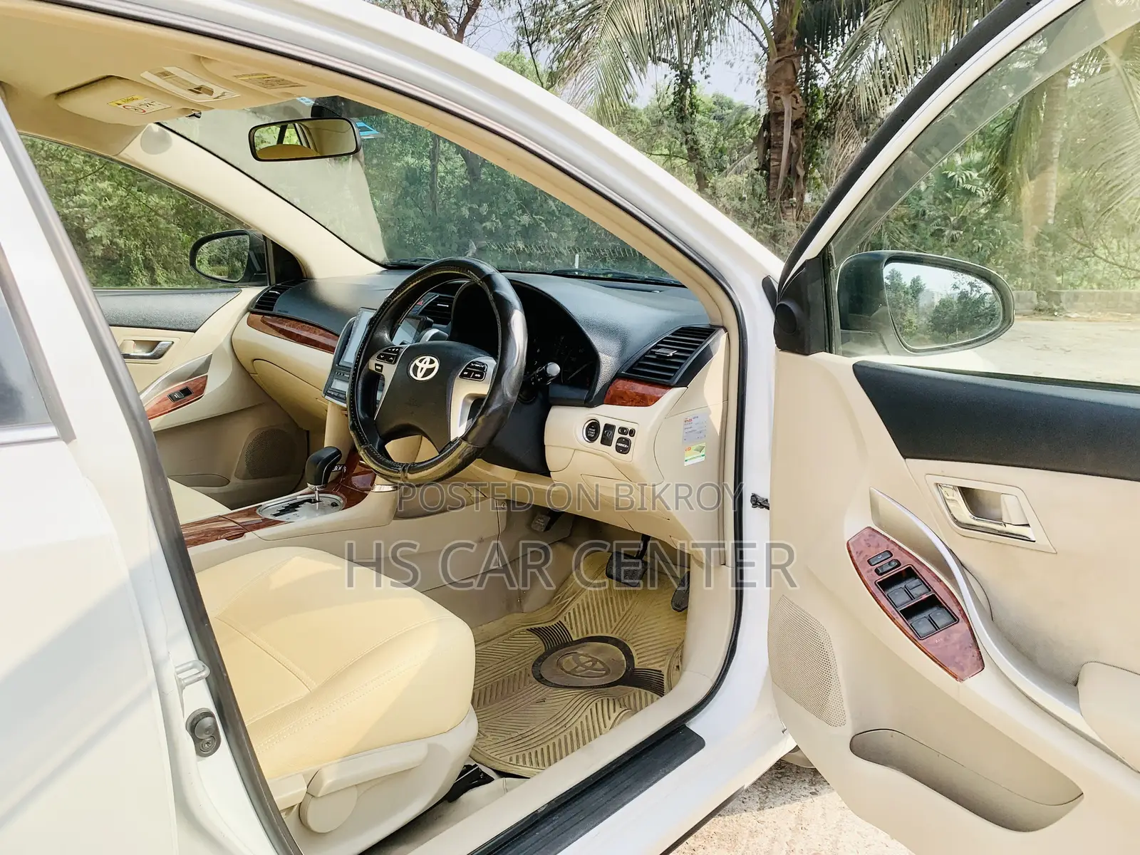 Toyota Premio Push Start 2012