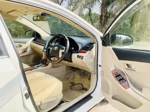Toyota Premio Push Start 2012