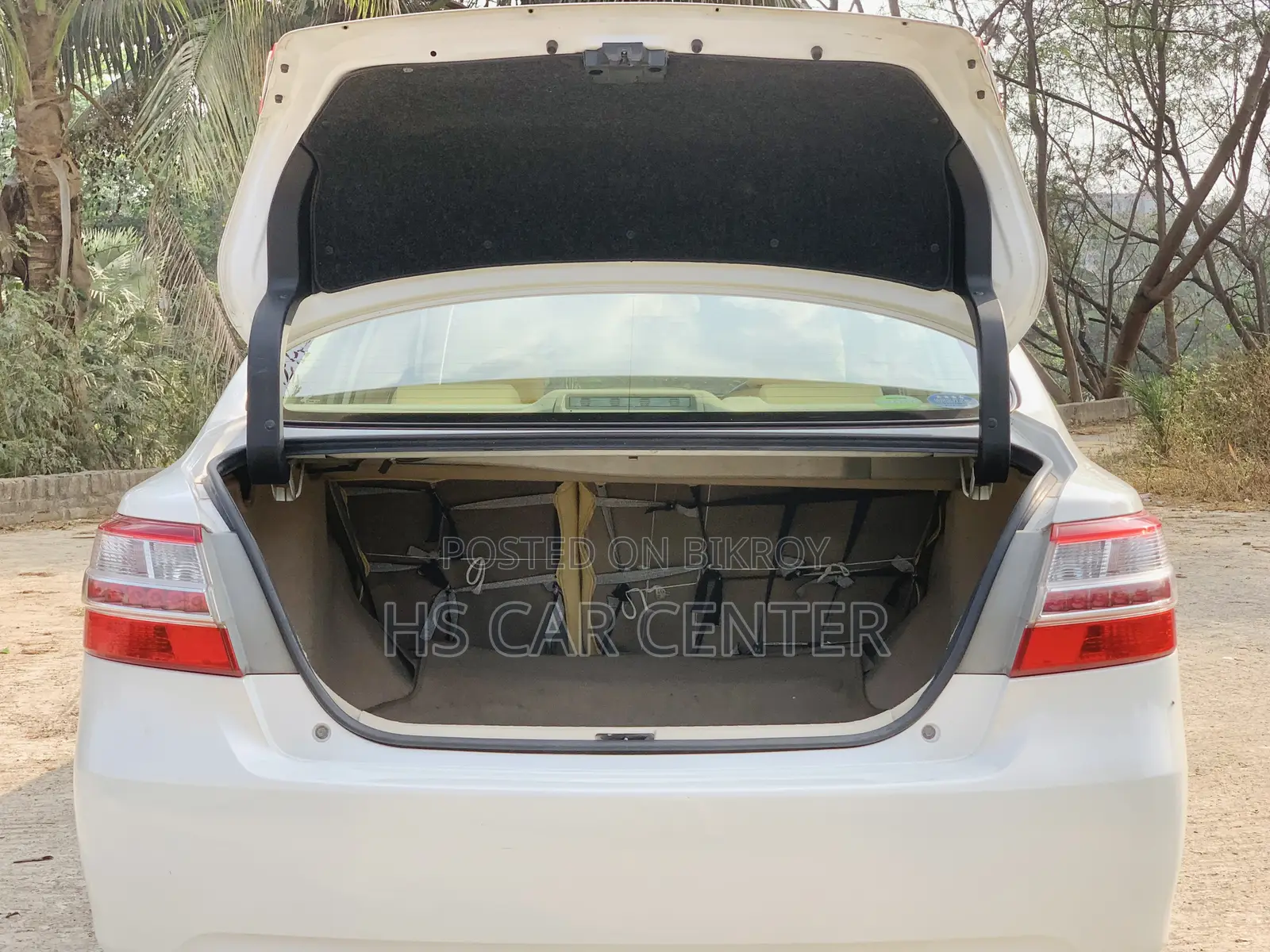 Toyota Premio Push Start 2012