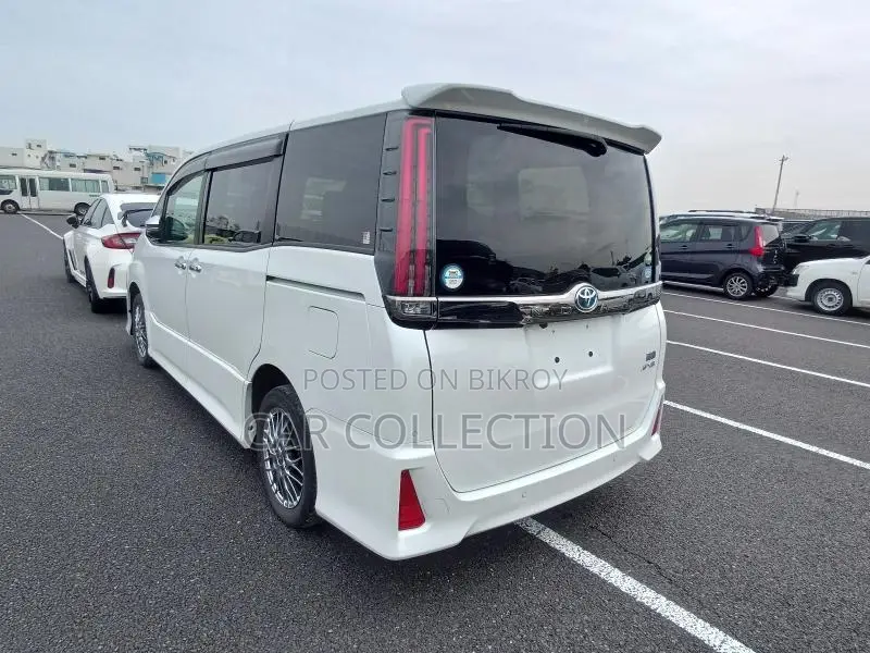 Toyota Noah SI-WXB 2021