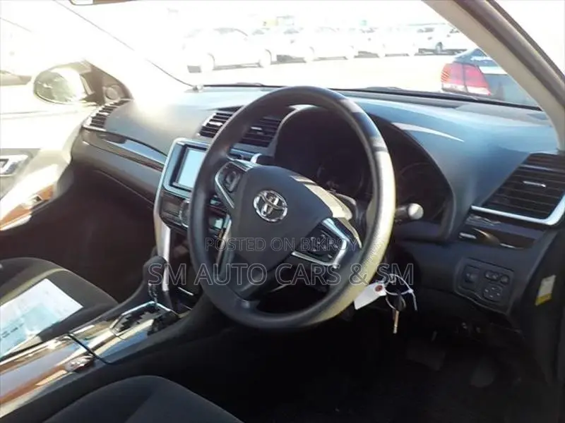 Toyota Premio F White 4.5 Point 2020