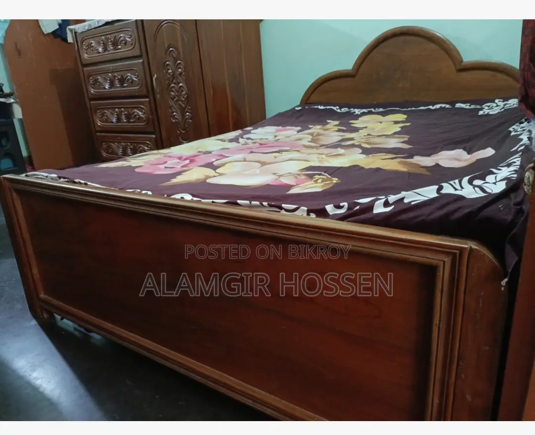 Original Mahogany Bed 5/7 feet