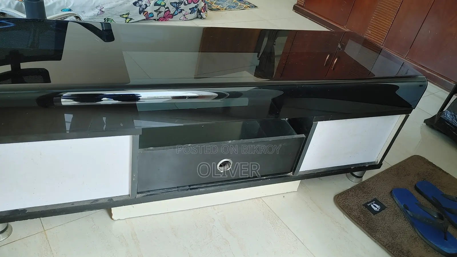 Tv Stand/ Luxury Living Room Side Table