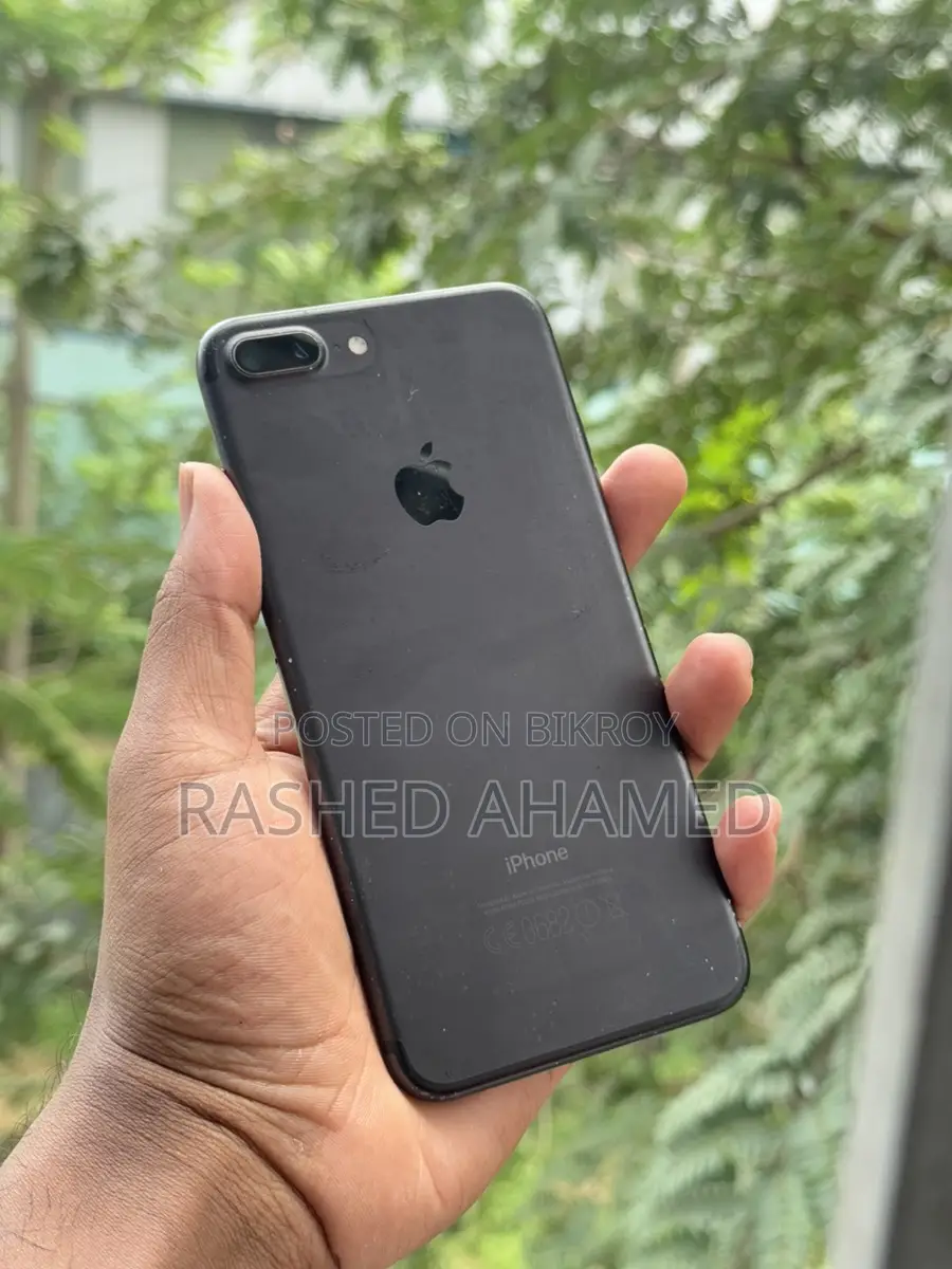 Apple iPhone 7 Plus . (Used)