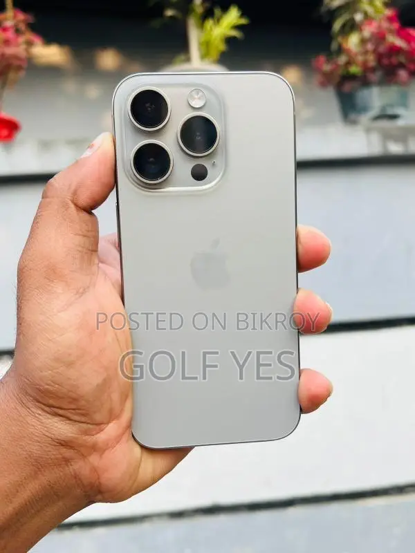 Apple iPhone 15 Pro (Used)
