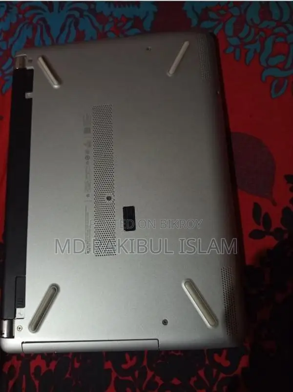 Hp Core I5, 7th Gen, RAM 4 GB, SSD 1T