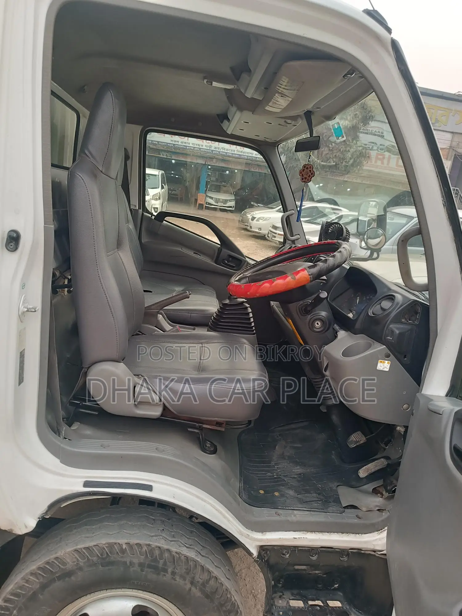Toyota Dyna Covered Van 2015