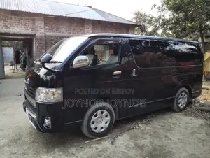 Toyota Hiace for Rent