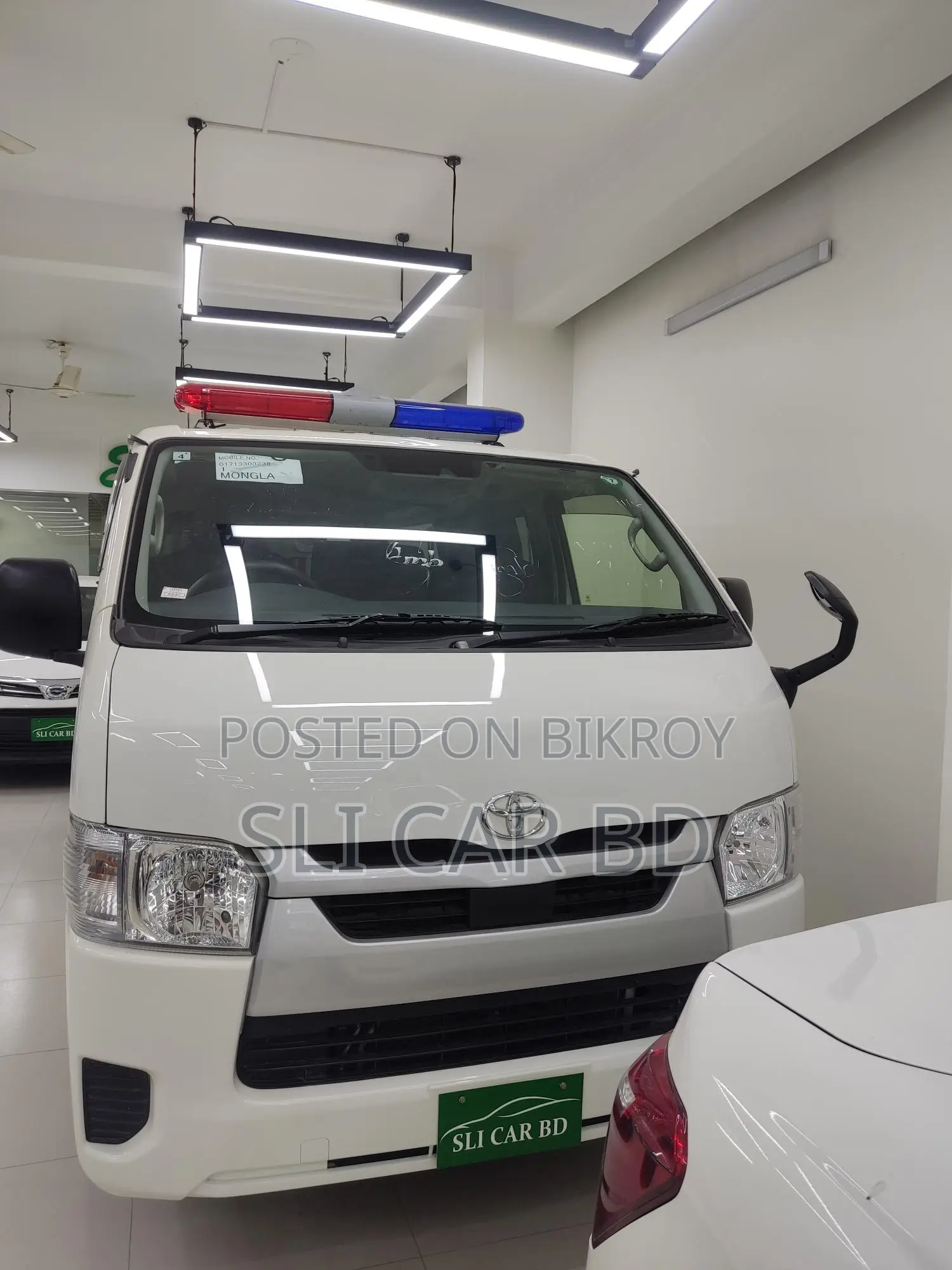 Toyota Hiace Ambulance 2021