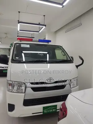 Toyota Hiace Ambulance 2021