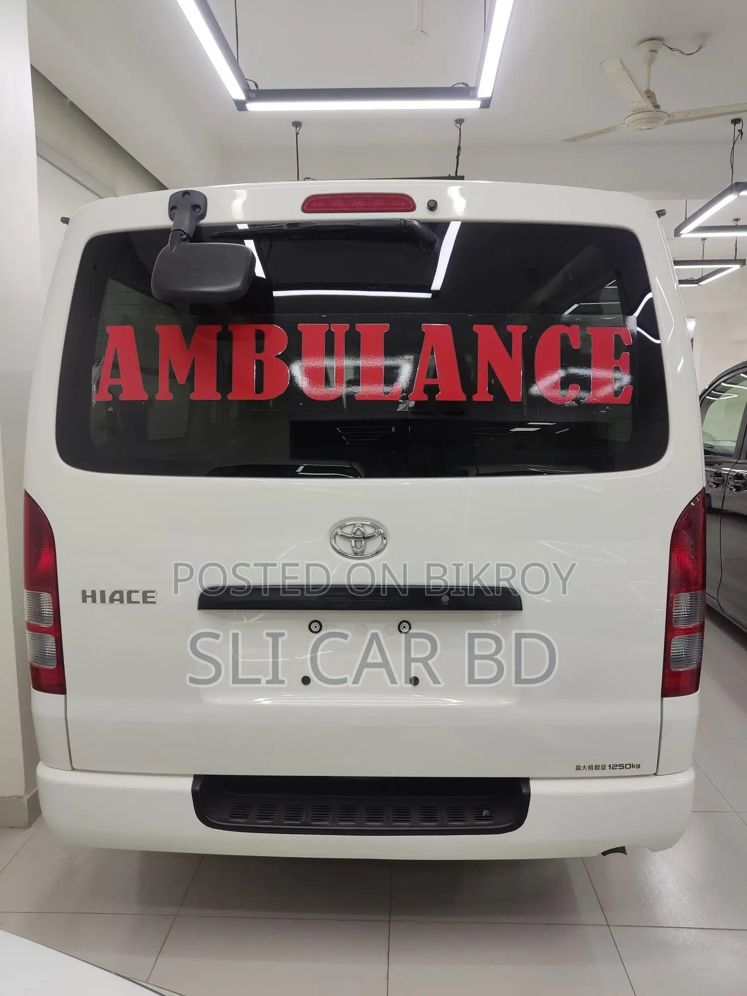 Toyota Hiace Ambulance 2021