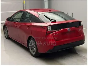 Toyota Prius A TOURING SELECTION 2021