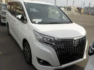 Toyota Esquire GI PREMIUM NON HYB 2021