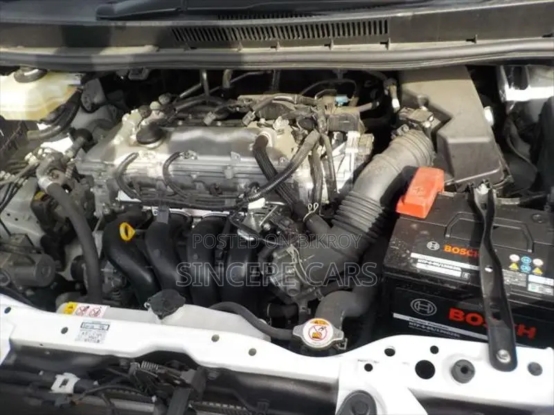Toyota Esquire GI PREMIUM NON HYB 2021