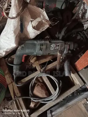 A Welding Machine, Gadil, Four Rail Vises, Two Grinders
