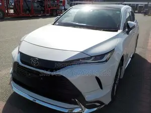 Toyota Harrier Non Hybrid Z Pearl 2021