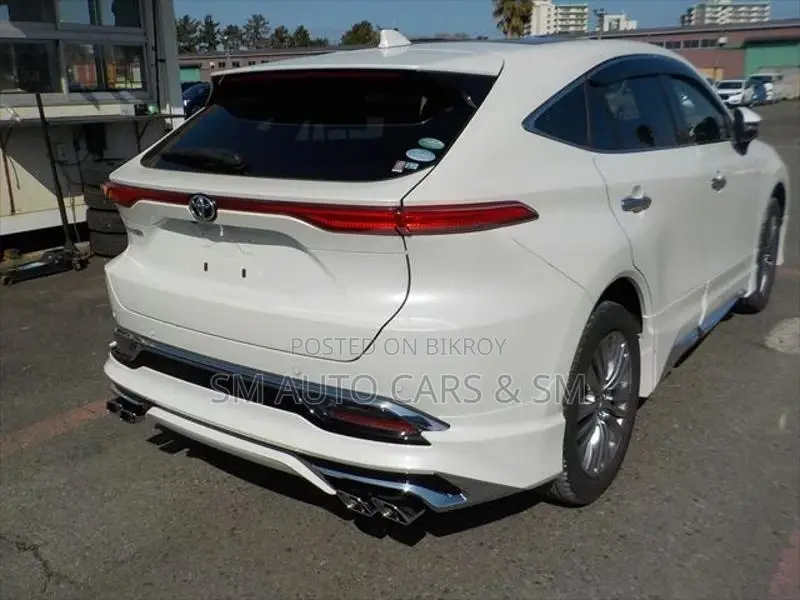 Toyota Harrier Non Hybrid Z Pearl 2021