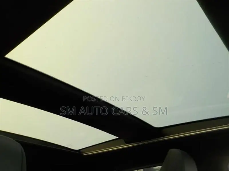 Toyota Harrier Non Hybrid Z Pearl 2021