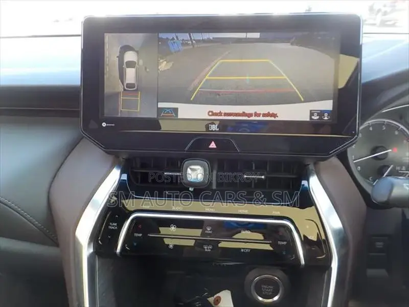 Toyota Harrier Non Hybrid Z Pearl 2021