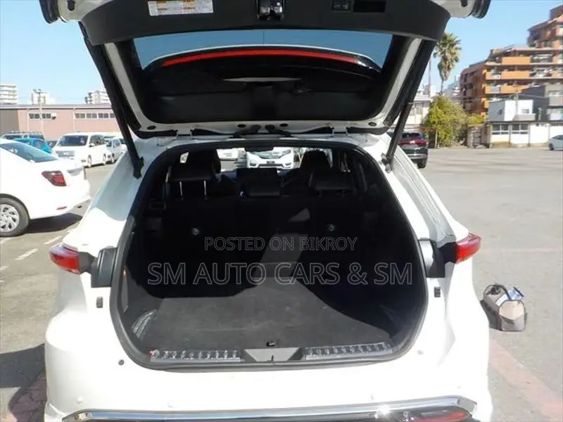 Toyota Harrier Non Hybrid Z Pearl 2021