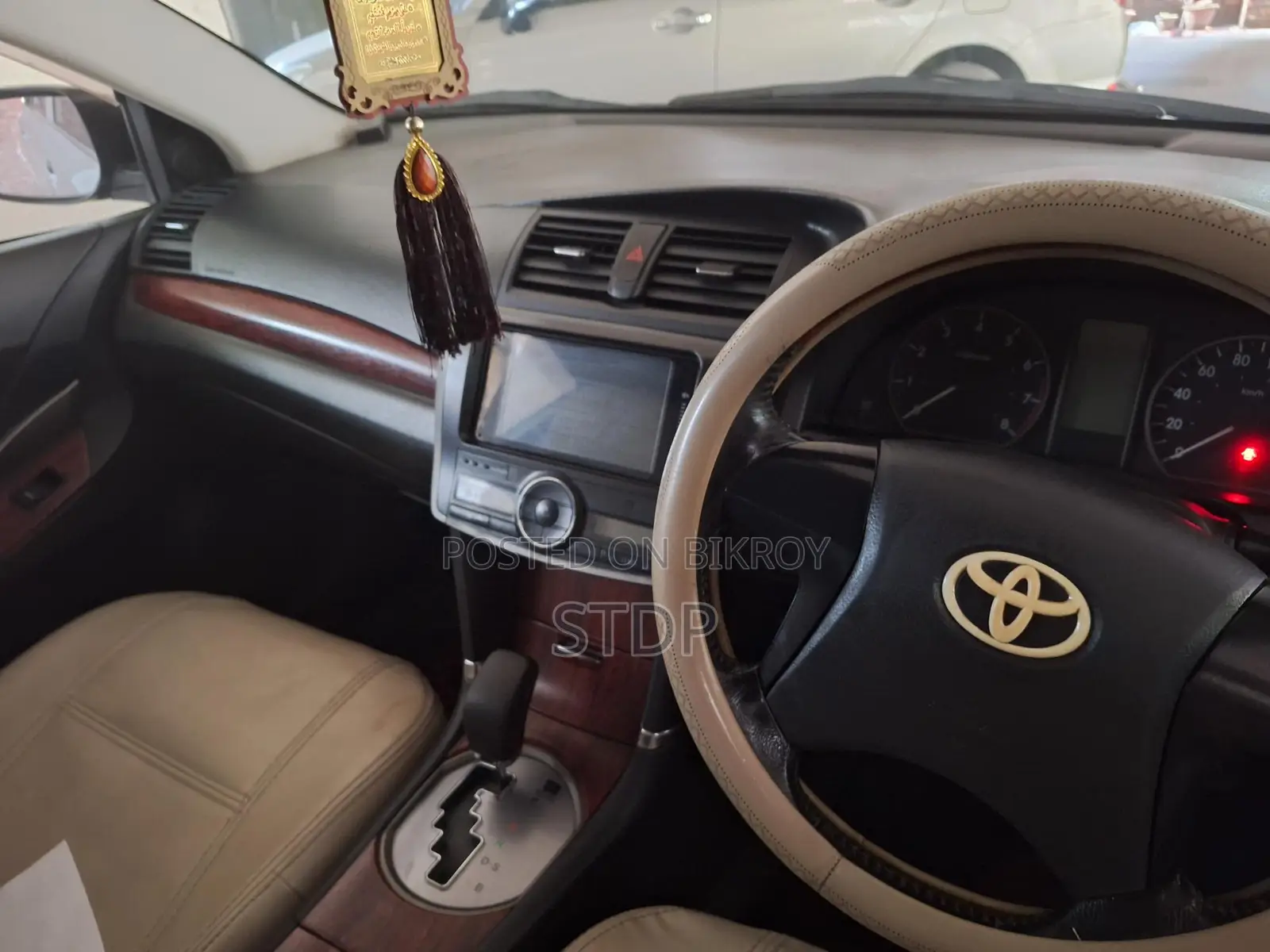 Toyota Premio . 2008