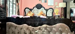 Attractive and beautiful King Size Master Bed for sale