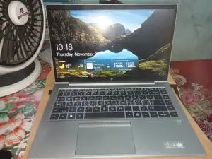 Hp Elitebook ryzen 5 pro 16/512 GB SSD.