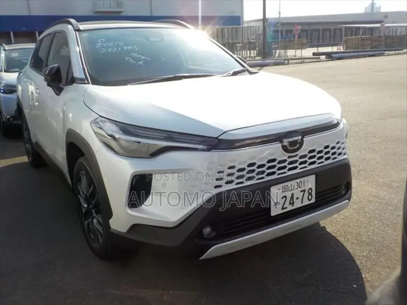 Toyota Corolla Cross Z Full Load 2025