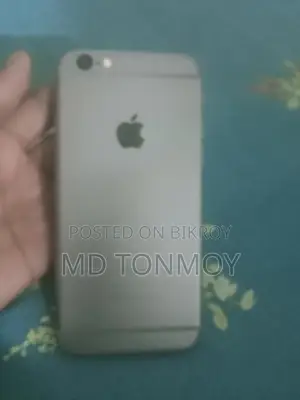 Apple iPhone 6 . (Used)