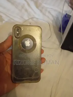 Apple iPhone X . (Used)