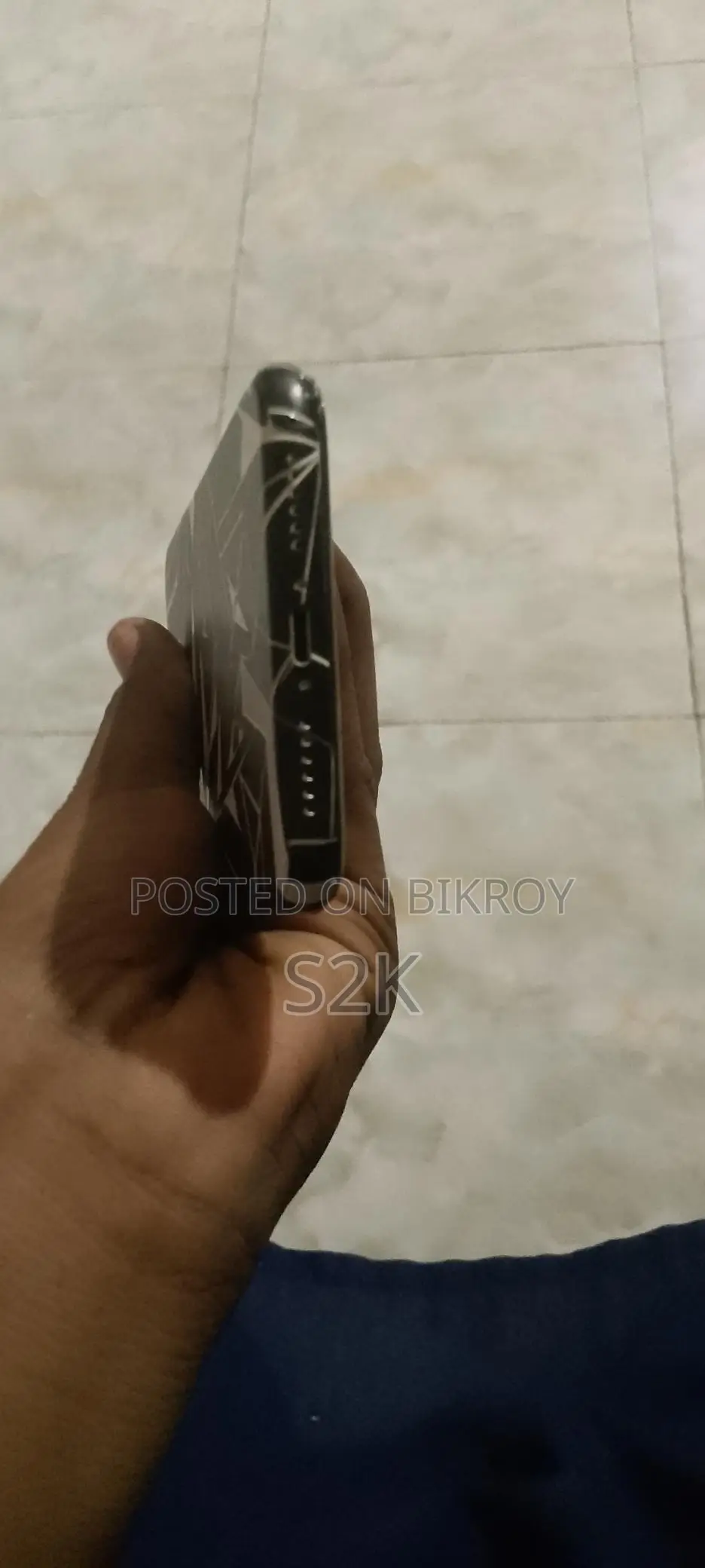 Apple iPhone XR 64gb (Used)
